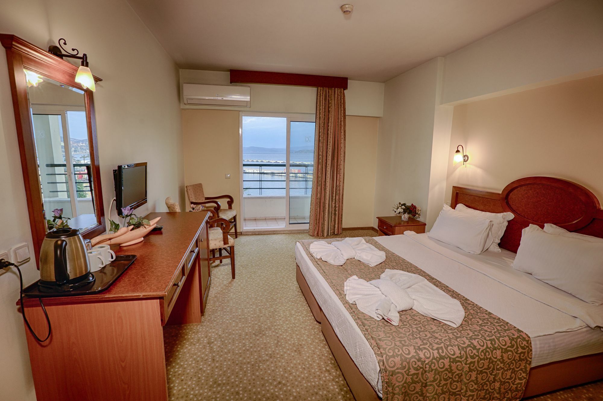 Kayhanbey Hotel Kusadasi Exterior foto